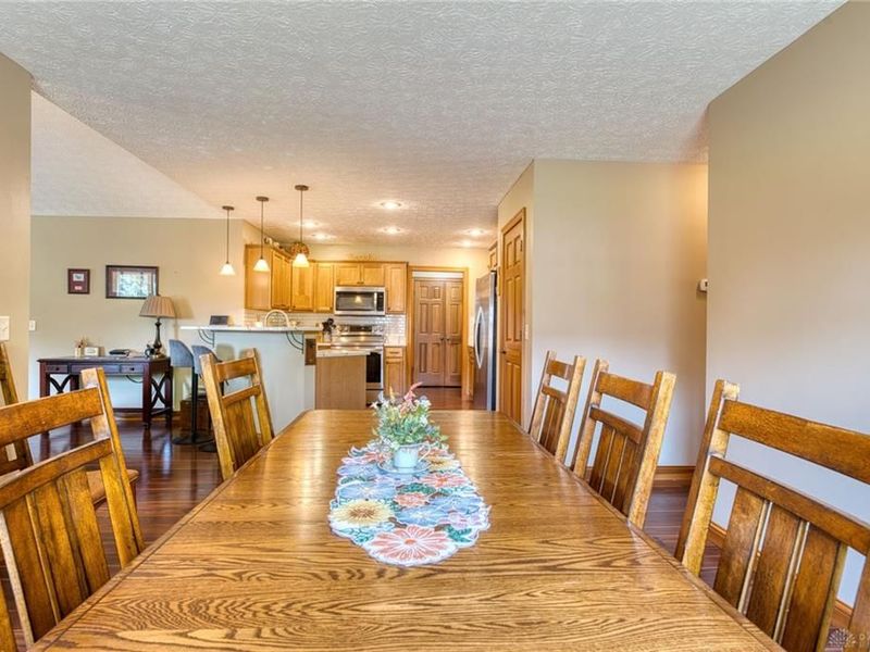 618 Willow Point Court, Troy, OH 45373 Photo 18