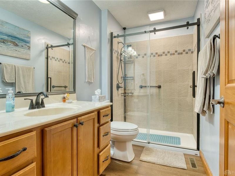 618 Willow Point Court, Troy, OH 45373 Photo 21