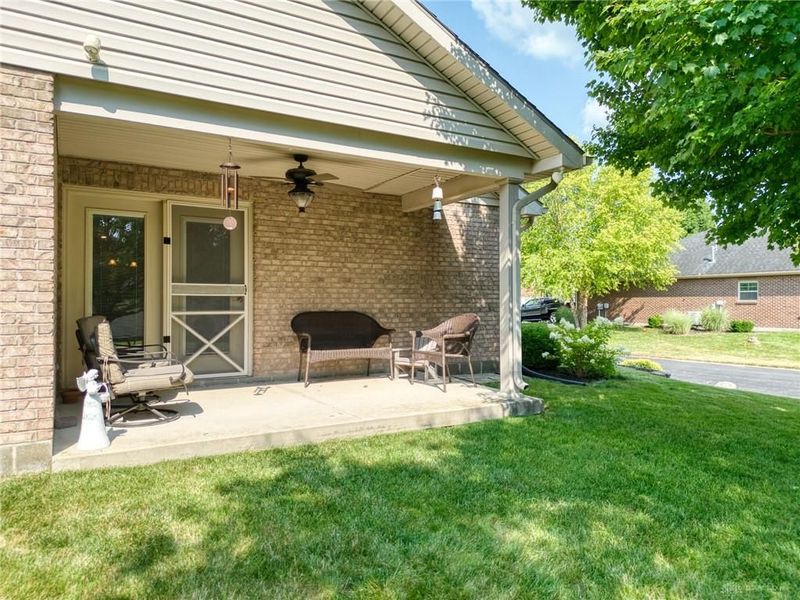 618 Willow Point Court, Troy, OH 45373 Photo 28