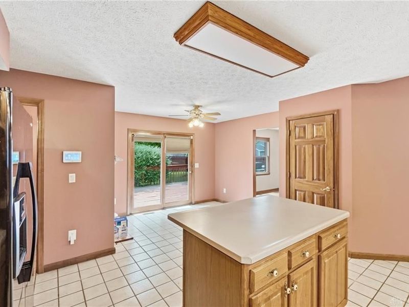 806 Claymore Court, Tipp City, OH 45371 Photo 11