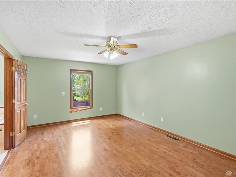 806 Claymore Court, Tipp City, OH 45371 Photo 18