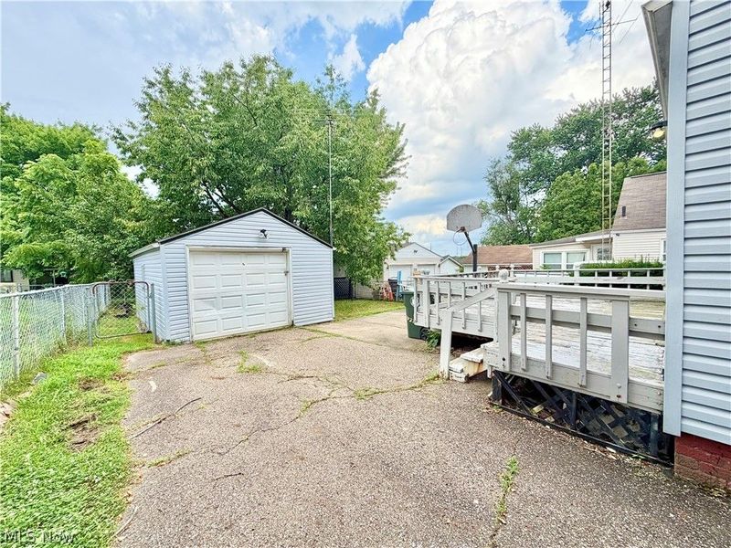 1611 27th Street NE, Canton, OH 44714 Photo 4