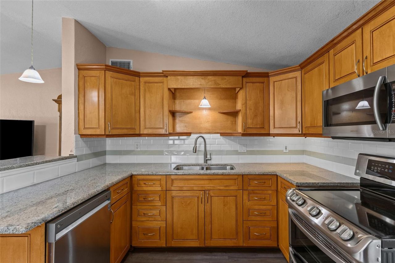 4065 Asbury Place, Sarasota, FL 34233 Photo