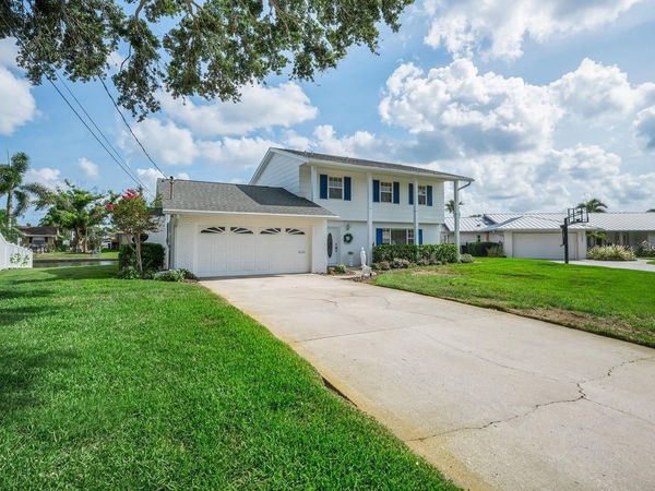 1310 41ST AVENUE NE, ST PETERSBURG, FL 33703