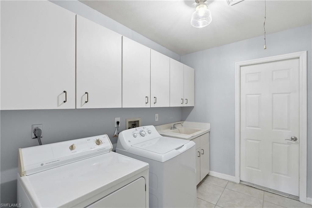 5350 Harborage Dr, Fort Myers, FL 33908 Photo