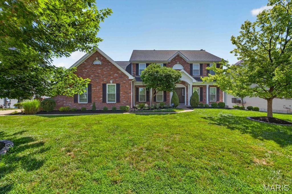 9326 Caddyshack Circle , Saint Louis, MO 63127 Main Photo