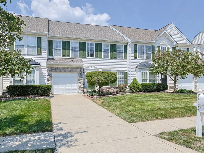 7212 Baltic Court, Cincinnati, OH 45244 Photo 2