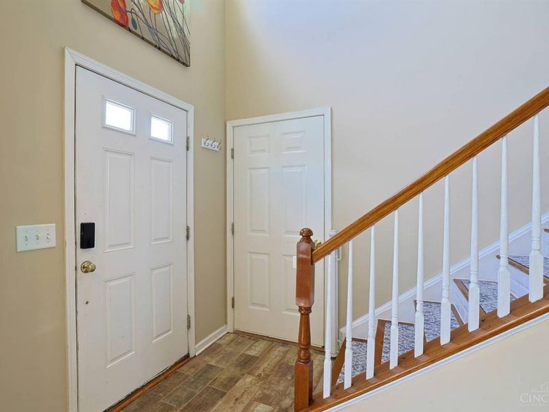 7212 Baltic Court, Cincinnati, OH 45244 Photo 4