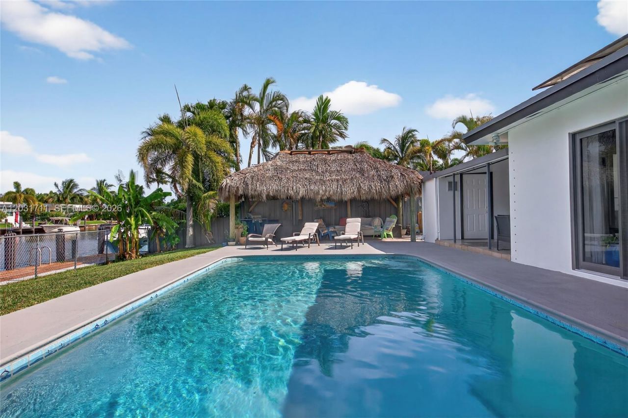 380 SE 1st Ter , Pompano Beach, FL 33060 Photo