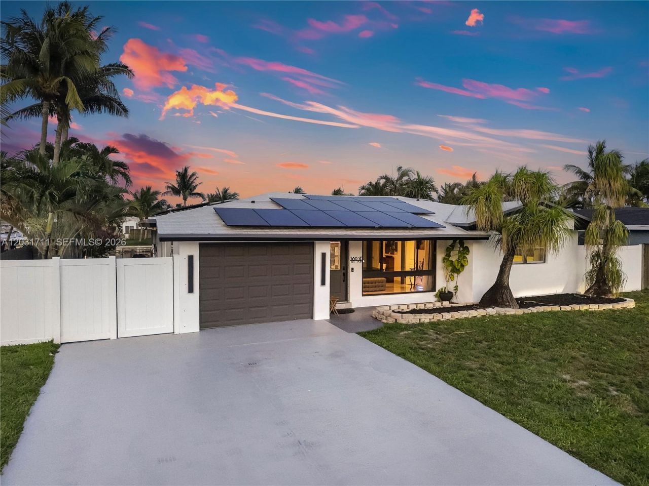 380 SE 1st Ter , Pompano Beach, FL 33060 Photo