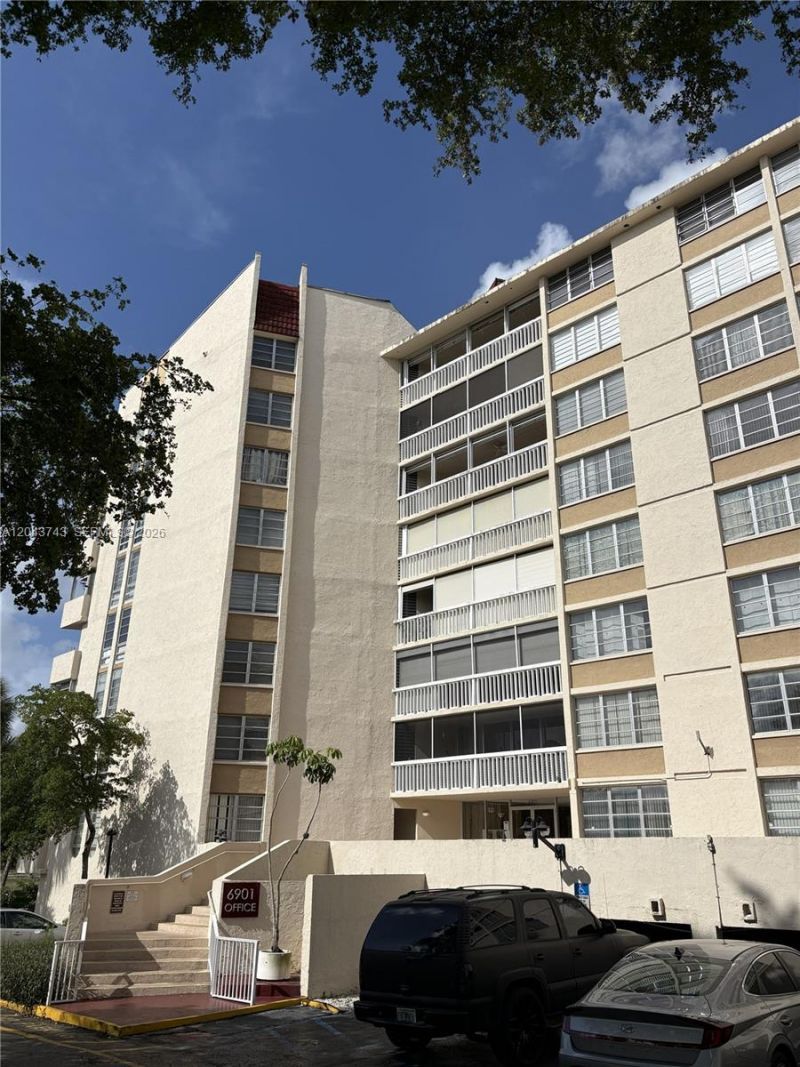 6901 Environ Blvd , Unit 6C, Lauderhill, FL 33319 Photo