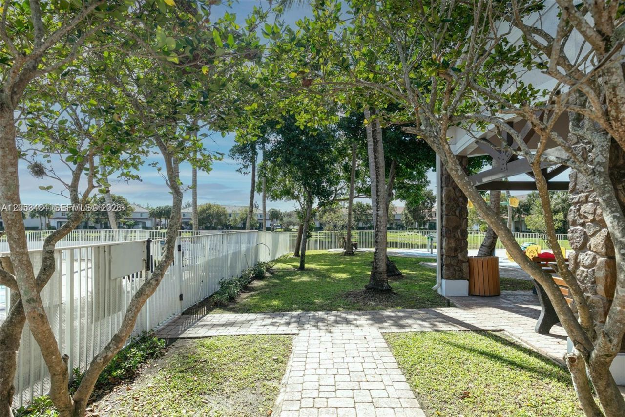 2833 SW 82nd Ave , Unit 104, Miramar, FL 33025 Photo