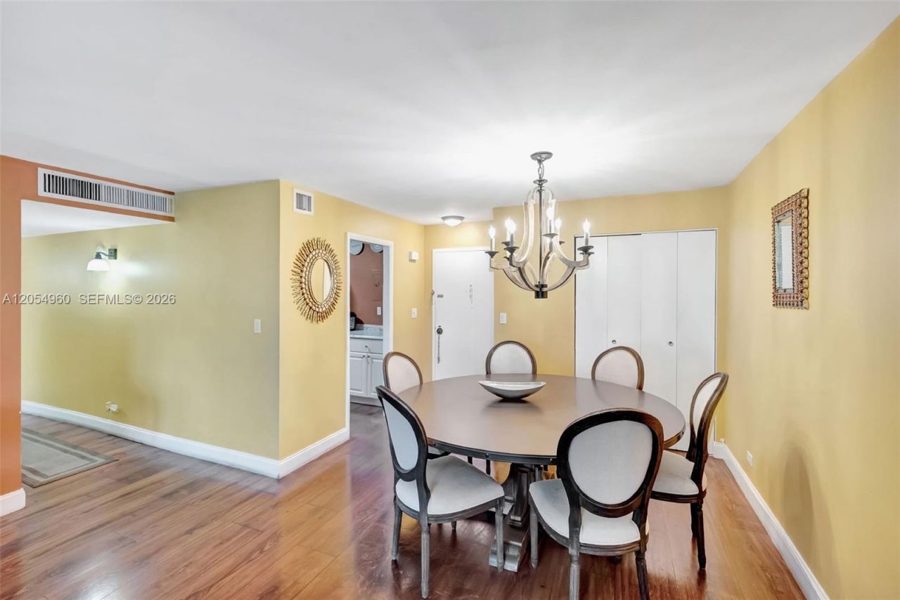 10101 E Bay Harbor Dr , Unit 502, Bay Harbor Islands, FL 33154 Photo