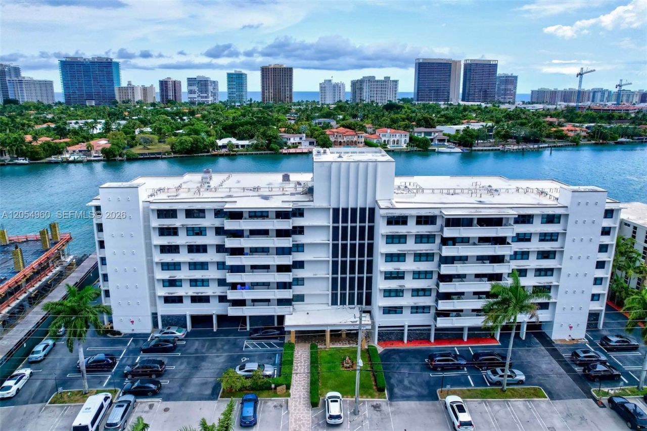 10101 E Bay Harbor Dr , Unit 502, Bay Harbor Islands, FL 33154 Photo