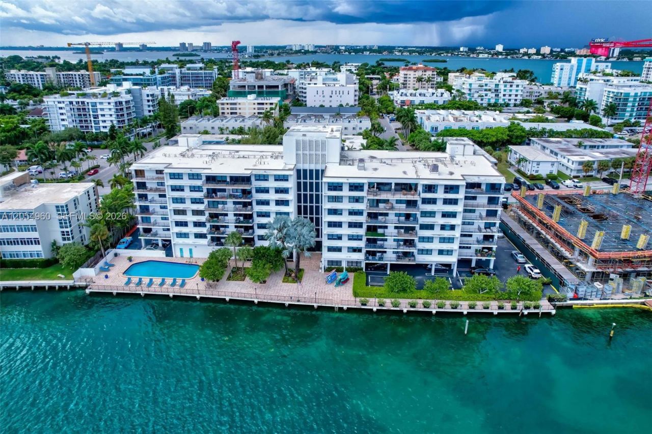 10101 E Bay Harbor Dr , Unit 502, Bay Harbor Islands, FL 33154 Photo