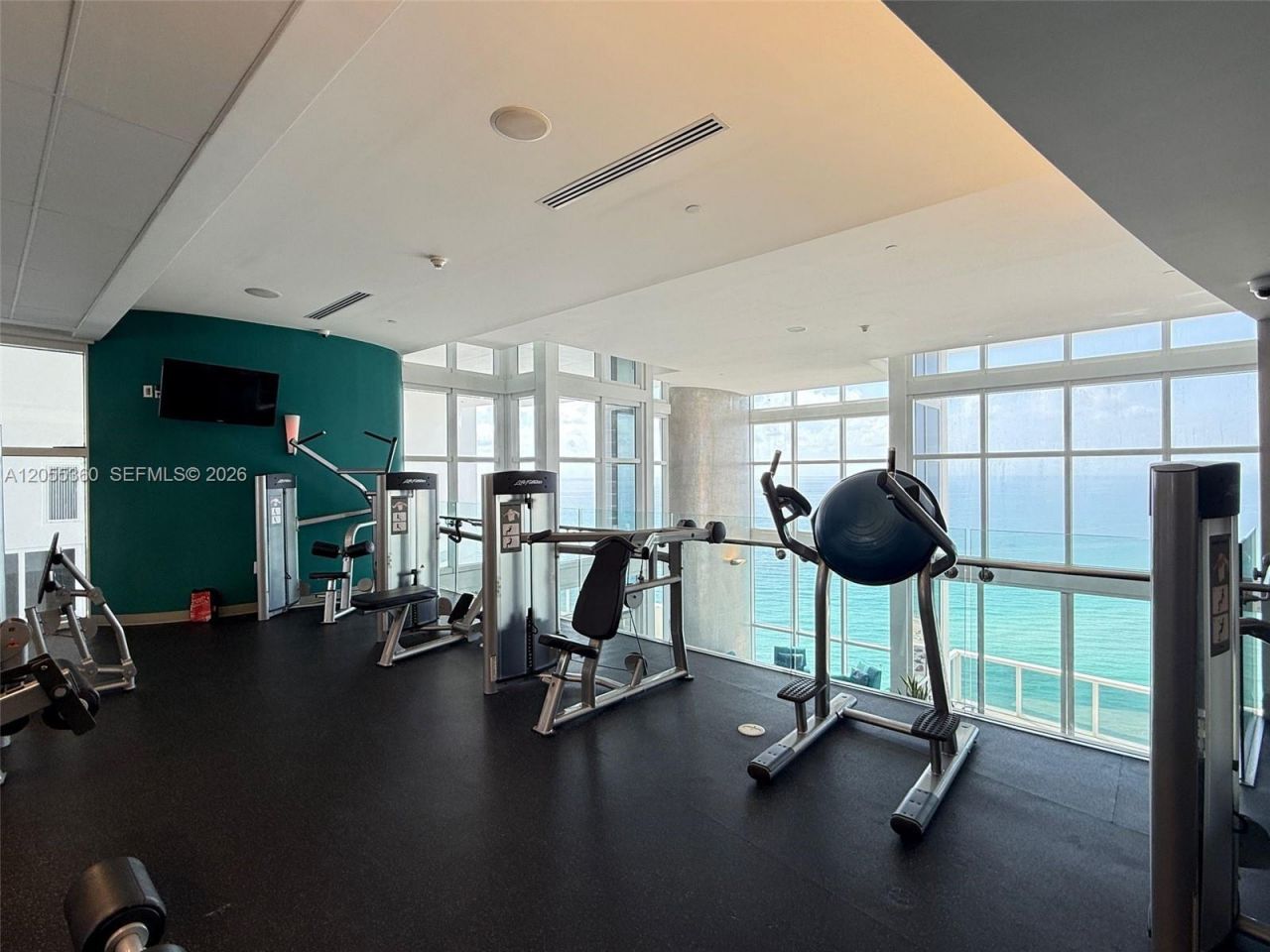 18101 Collins Ave , Unit 1605, Sunny Isles Beach, FL 33160 Photo