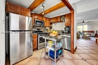 6709 N Kendall Dr, Unit 219, Pinecrest, FL 33156 Photo