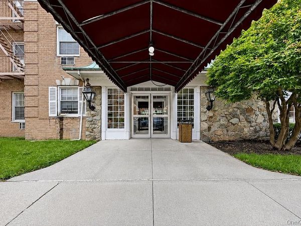 8429 153rd Avenue , Unit 5A, Howard Beach, NY 11414