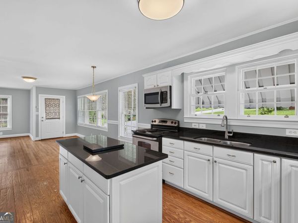 1141 Jefferson Avenue, East Point, GA 30344