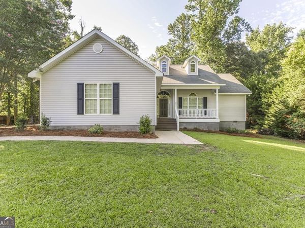 597 Aaron Circle, Gray, GA 31032