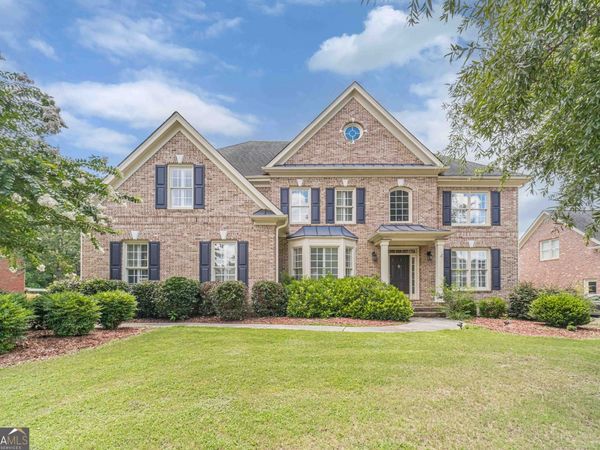562 Grassmeade Way, Snellville, GA 30078