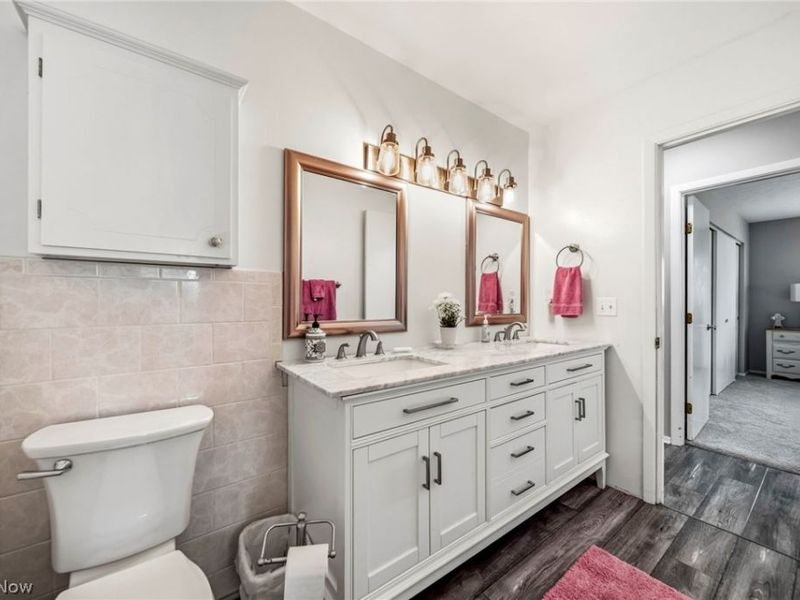 2 Meadowlawn Drive, Unit 5, Mentor, OH 44060 Photo 17