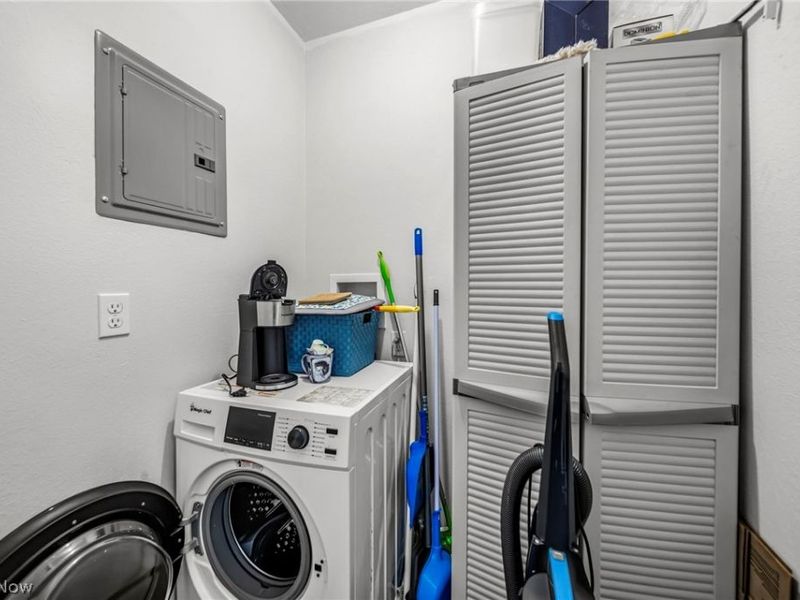 2 Meadowlawn Drive, Unit 5, Mentor, OH 44060 Photo 21