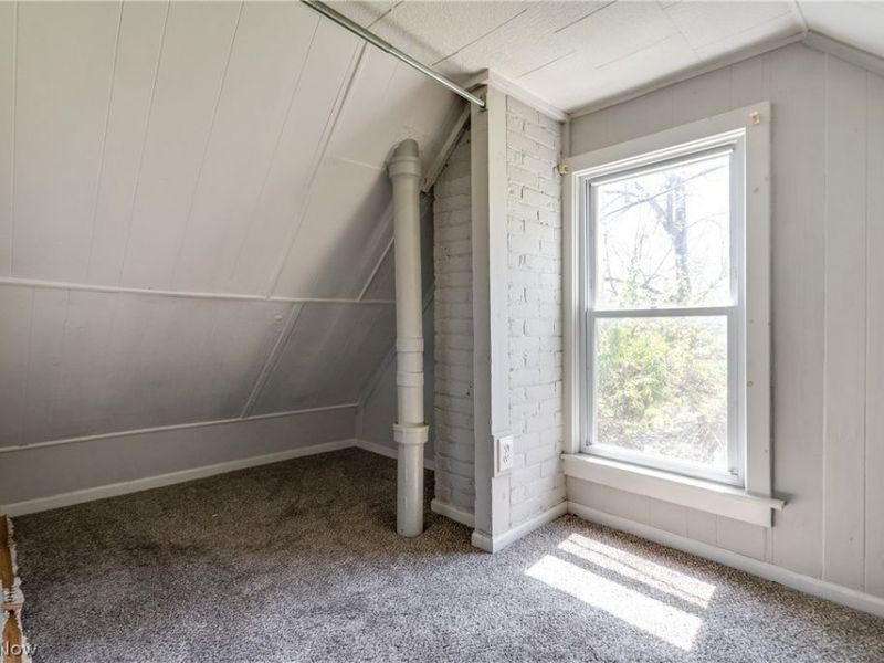 12937 Erwin Avenue, Cleveland, OH 44135 Photo 10