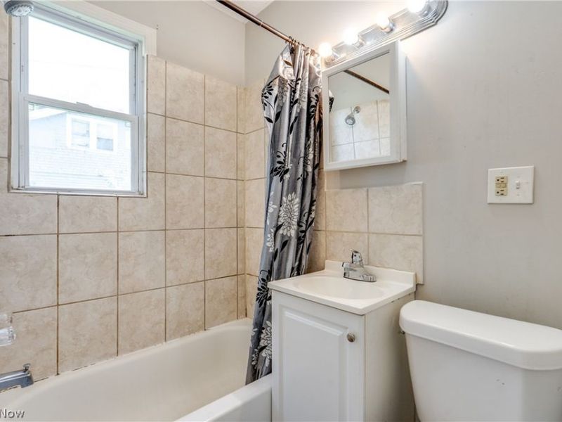12937 Erwin Avenue, Cleveland, OH 44135 Photo 13
