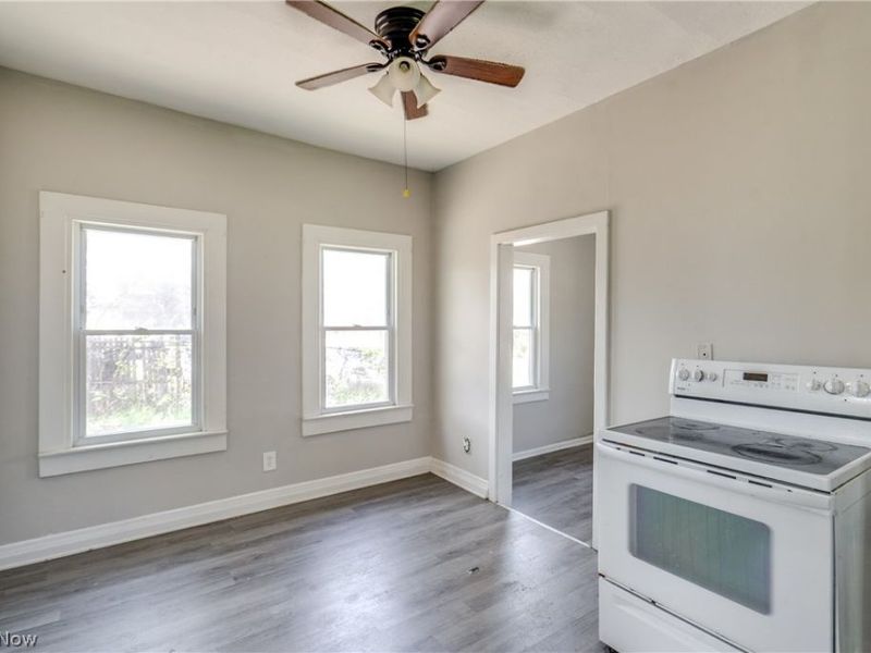 12937 Erwin Avenue, Cleveland, OH 44135 Photo 6