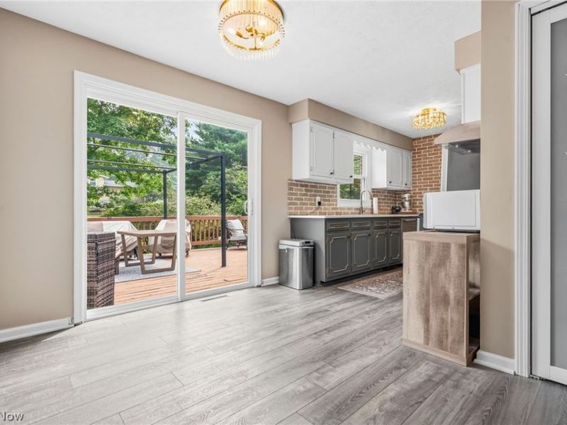 2470 Easton Street NE, Canton, OH 44721 Photo 12