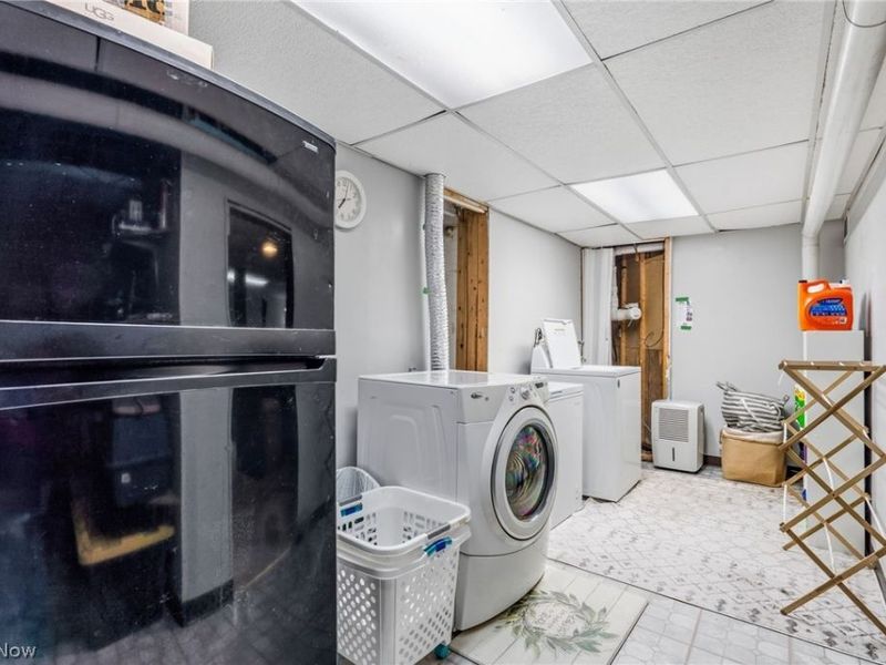 2470 Easton Street NE, Canton, OH 44721 Photo 28