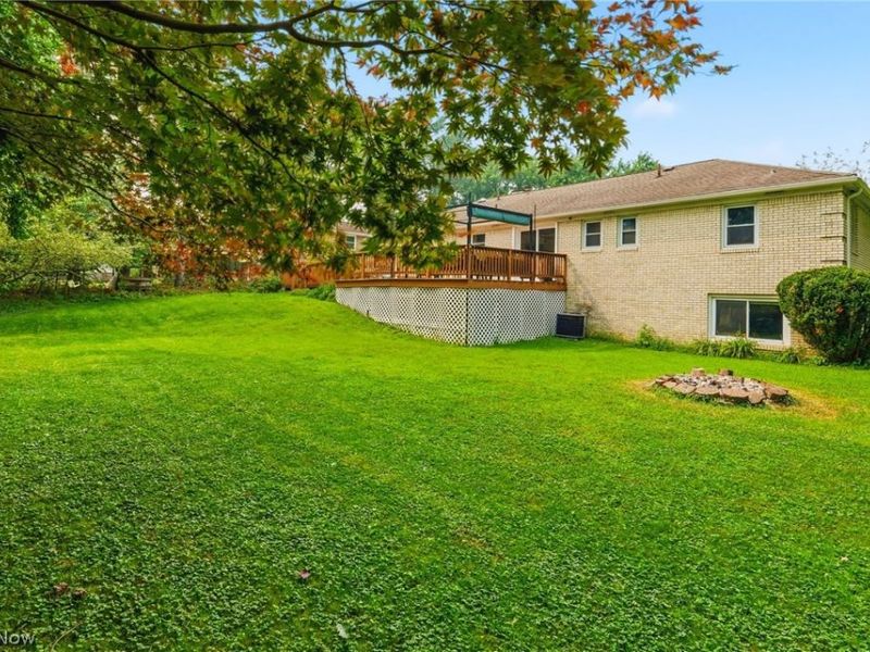 2470 Easton Street NE, Canton, OH 44721 Photo 32