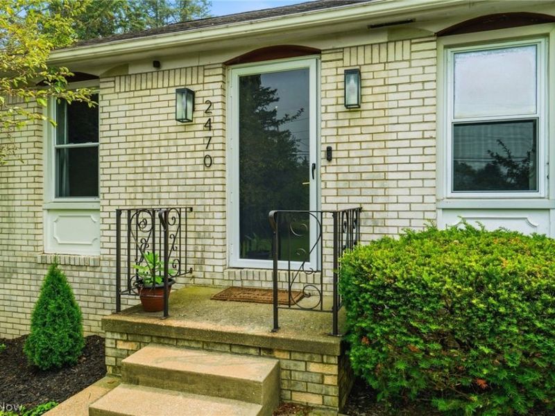 2470 Easton Street NE, Canton, OH 44721 Photo 7