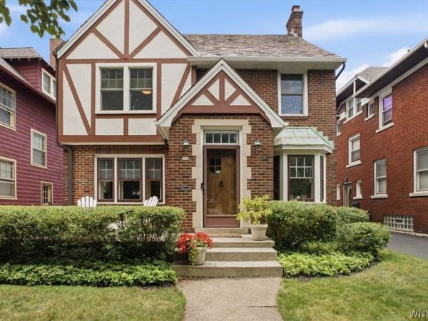 100 Chatham Avenue , Buffalo, NY 14216
