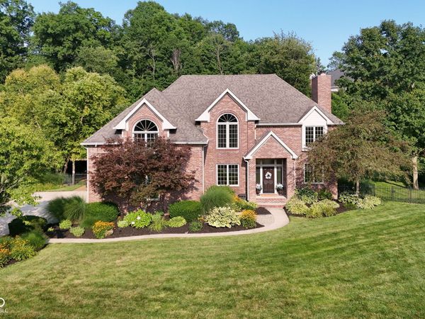 1981 Water Oak Way, Avon, IN 46123