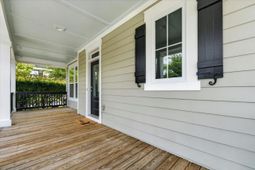 725 Quintan Street photo 4