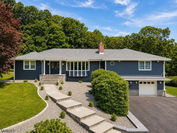 86 Minnisink Rd, Jefferson, NJ 07849