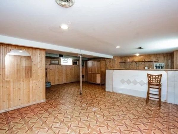 3719 W 81st Place, Chicago, IL 60652