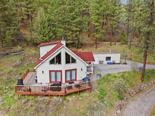 31965 N Hawk Creek Ranch Rd, Davenport, WA 99122