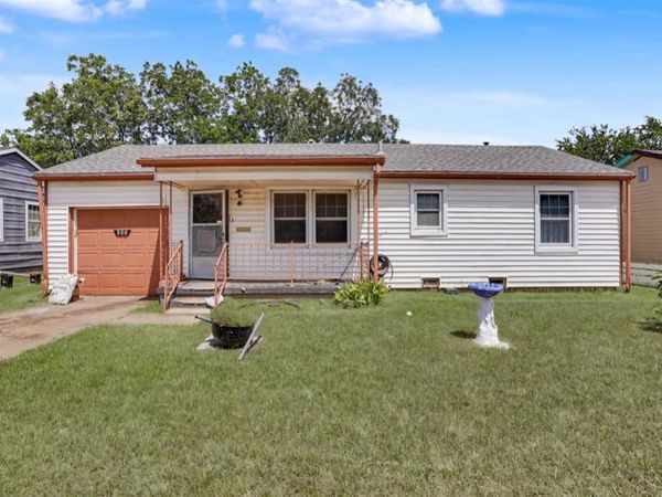 904 N York Street, Altus, OK 73521