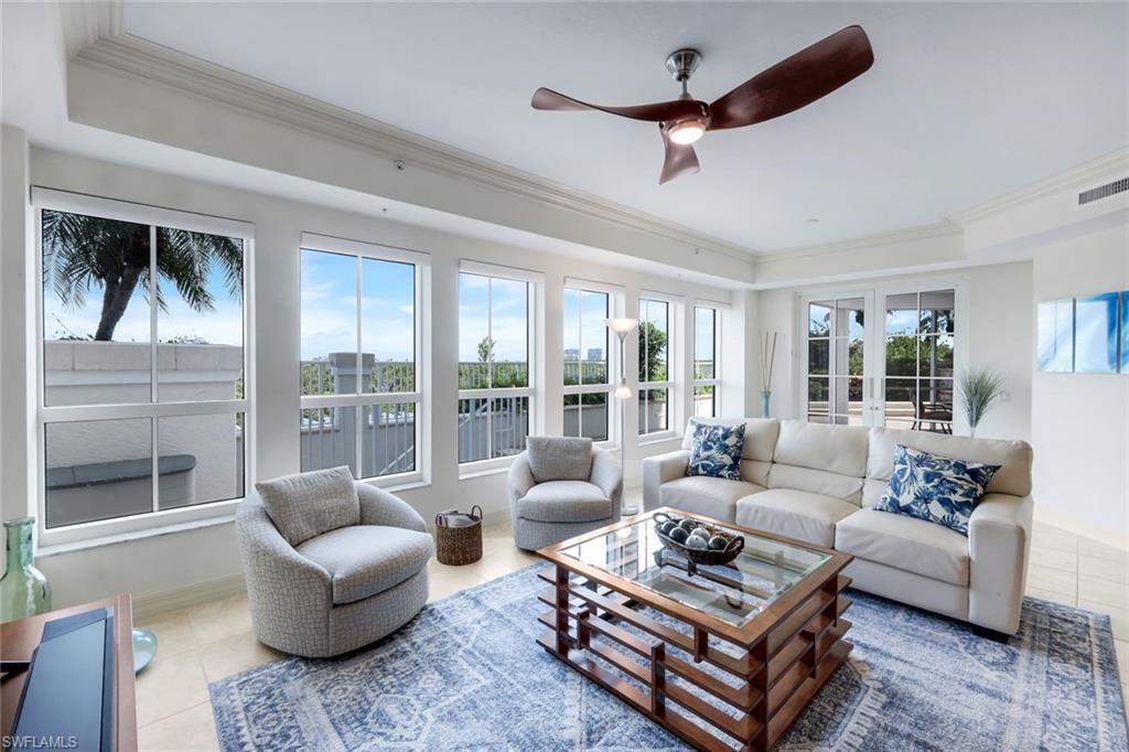 295 Grande Way, Unit T-04, Naples, FL 34110 Photo