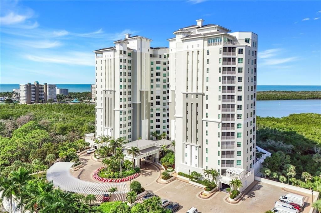 295 Grande Way, Unit T-04, Naples, FL 34110 Photo