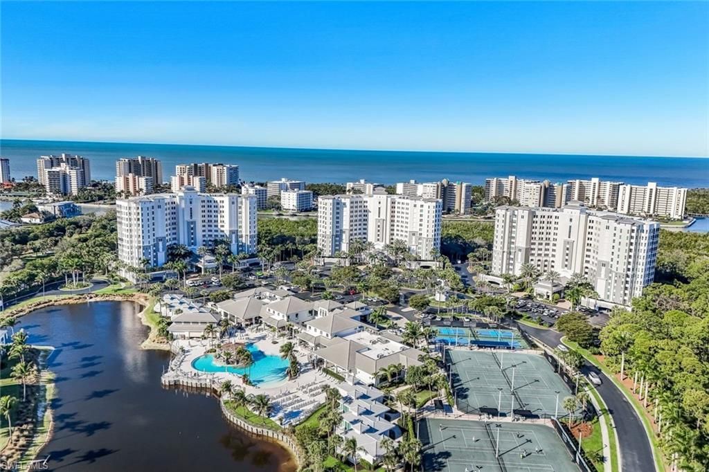 295 Grande Way, Unit T-04, Naples, FL 34110 Photo