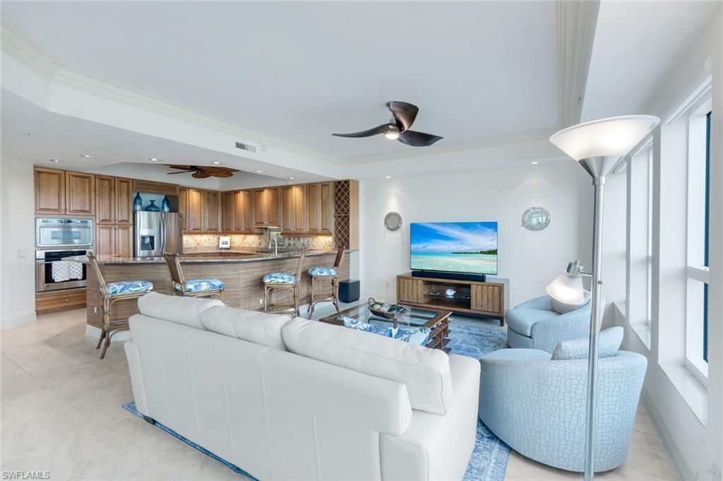 295 Grande Way, Unit T-04, Naples, FL 34110 Photo