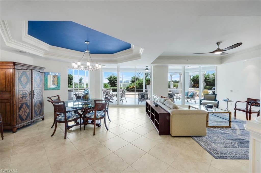 295 Grande Way, Unit T-04, Naples, FL 34110 Photo