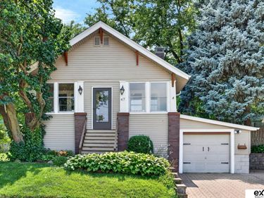 47 Country Club Road, Omaha, NE 68127