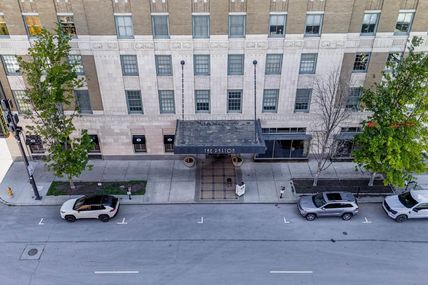 1403 Farnam Street, Unit 1010, Omaha, NE 68102