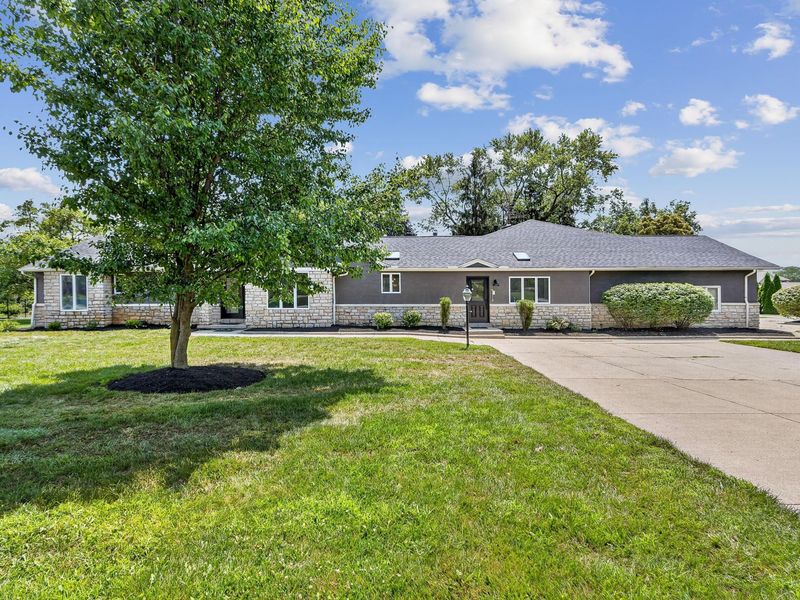 3781 Rushmore Drive , Upper Arlington, OH 43220 Photo 3