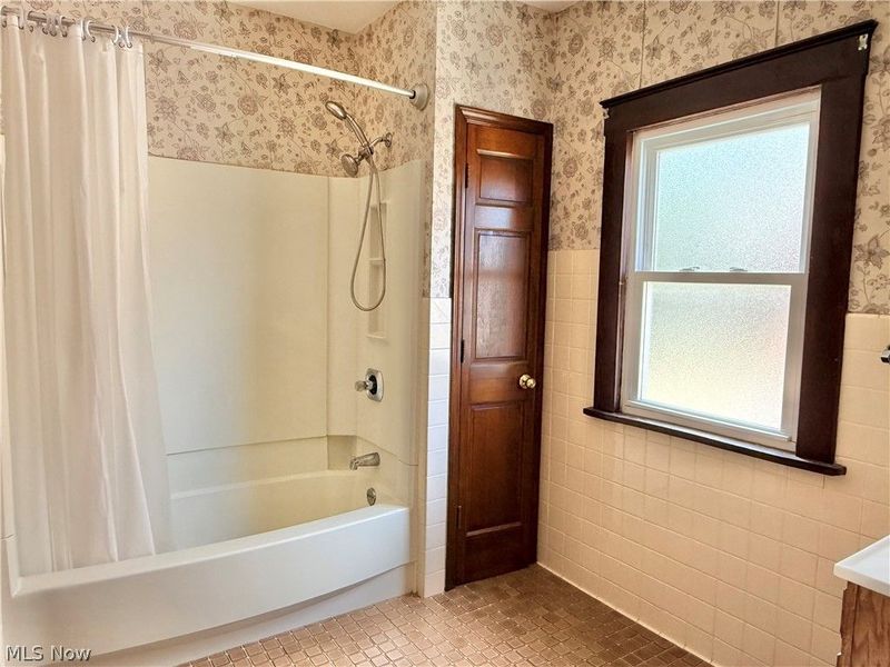 2013 Mayview Avenue, Cleveland, OH 44109 Photo 19